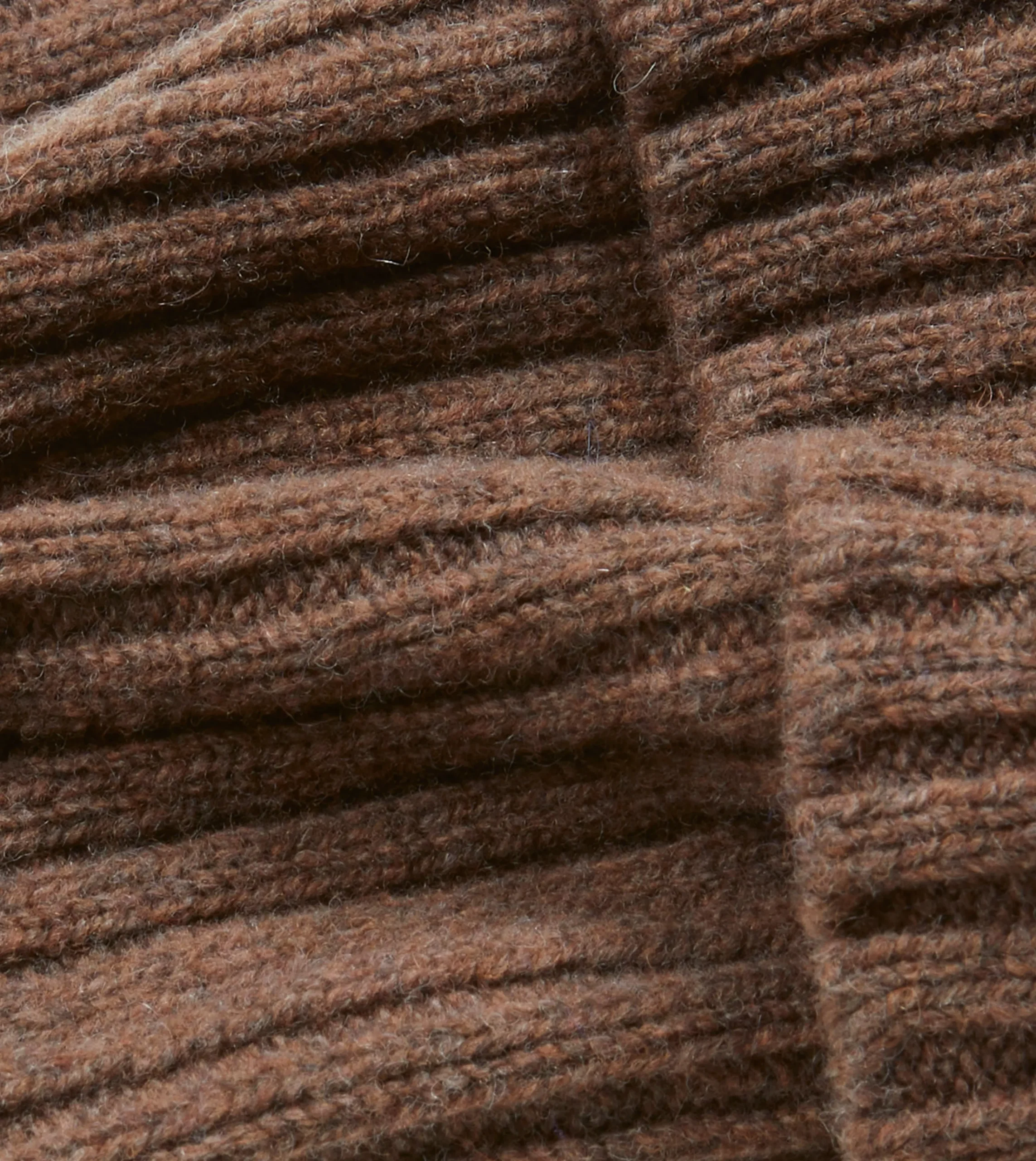 Drake’s Lambswool Ribbed Knit Cap