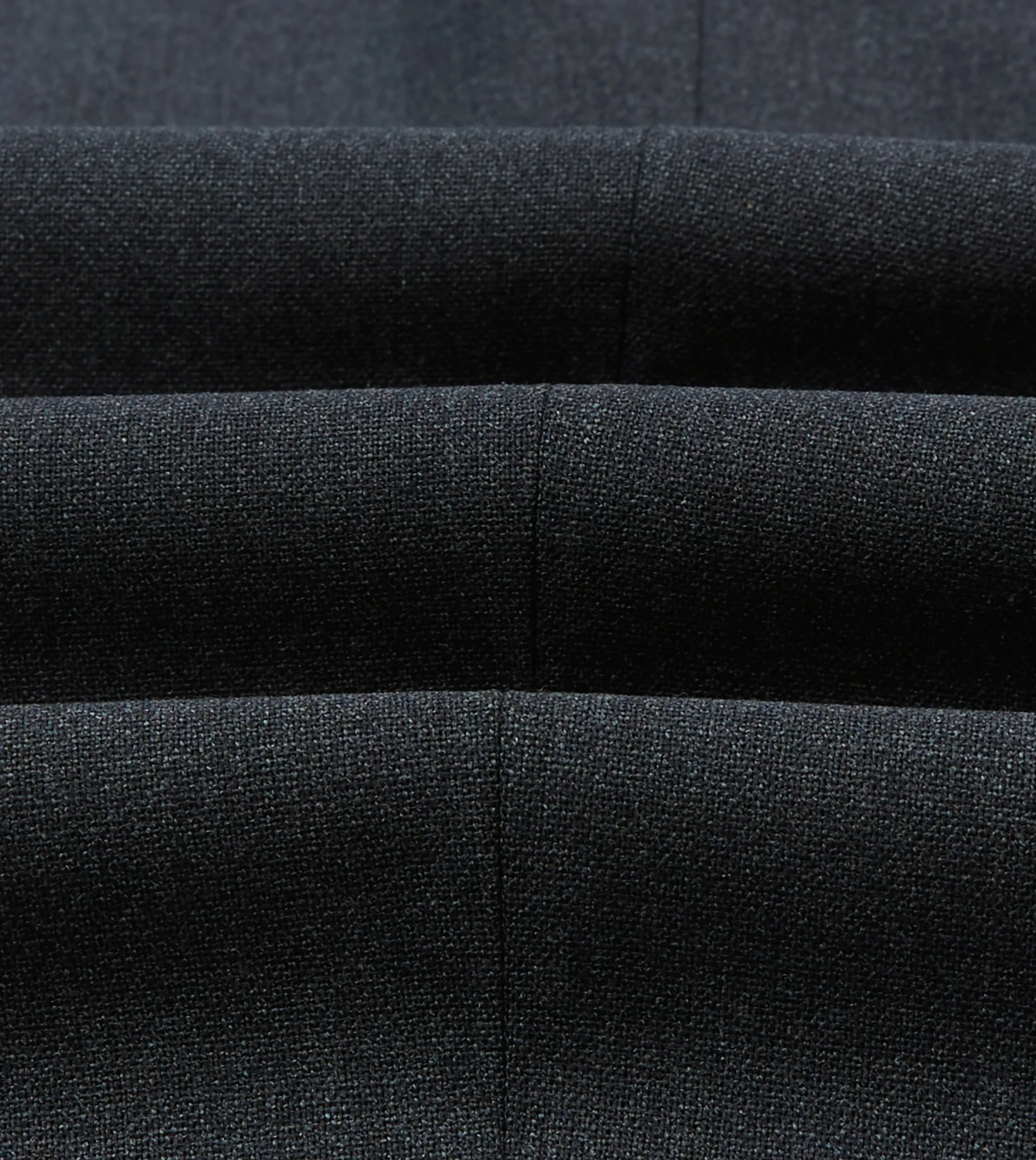 Drake’s Tropical Wool Single Pleat Trouser
