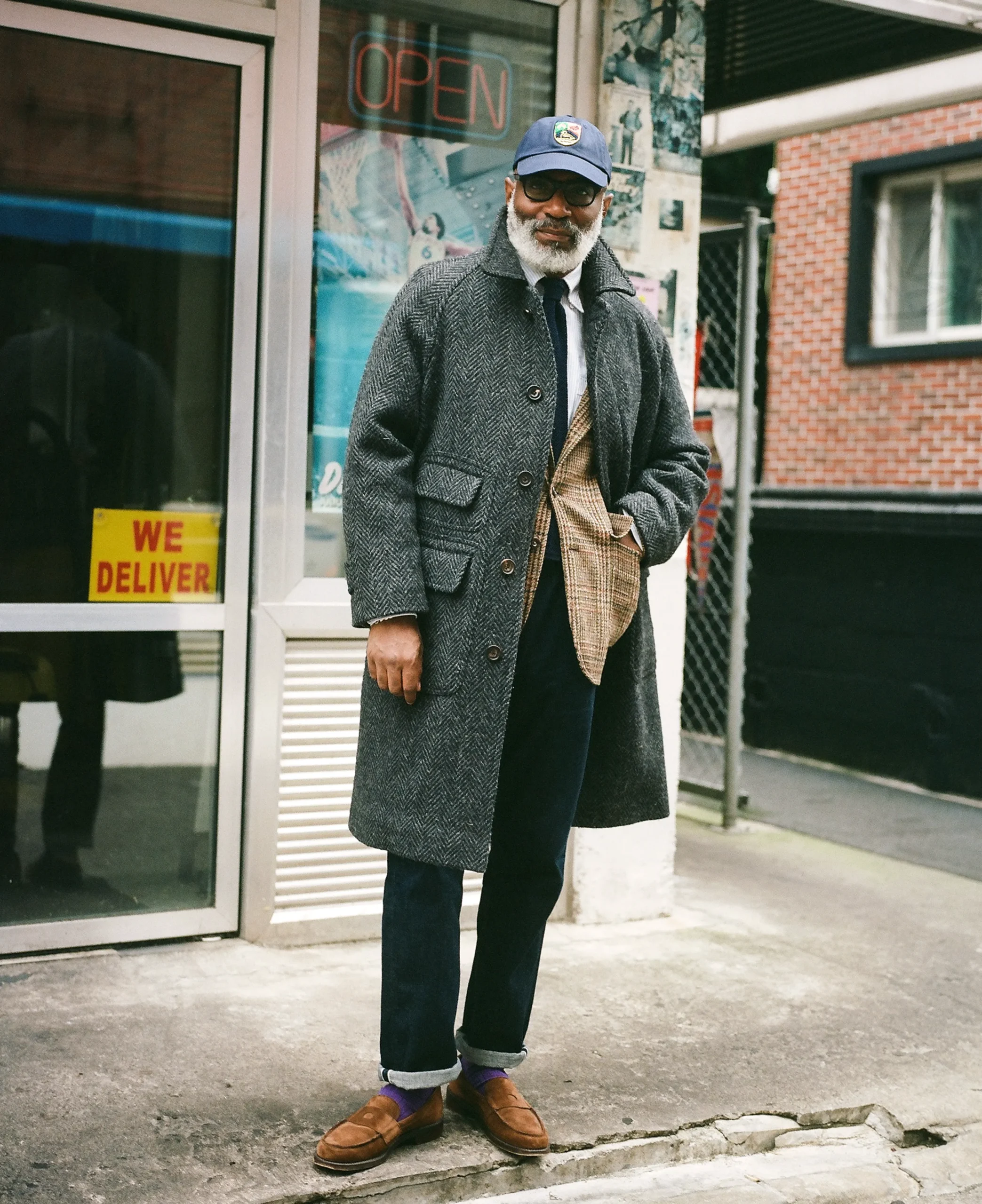 Drake’s Dark Grey Herringbone Wool Raglan Coat