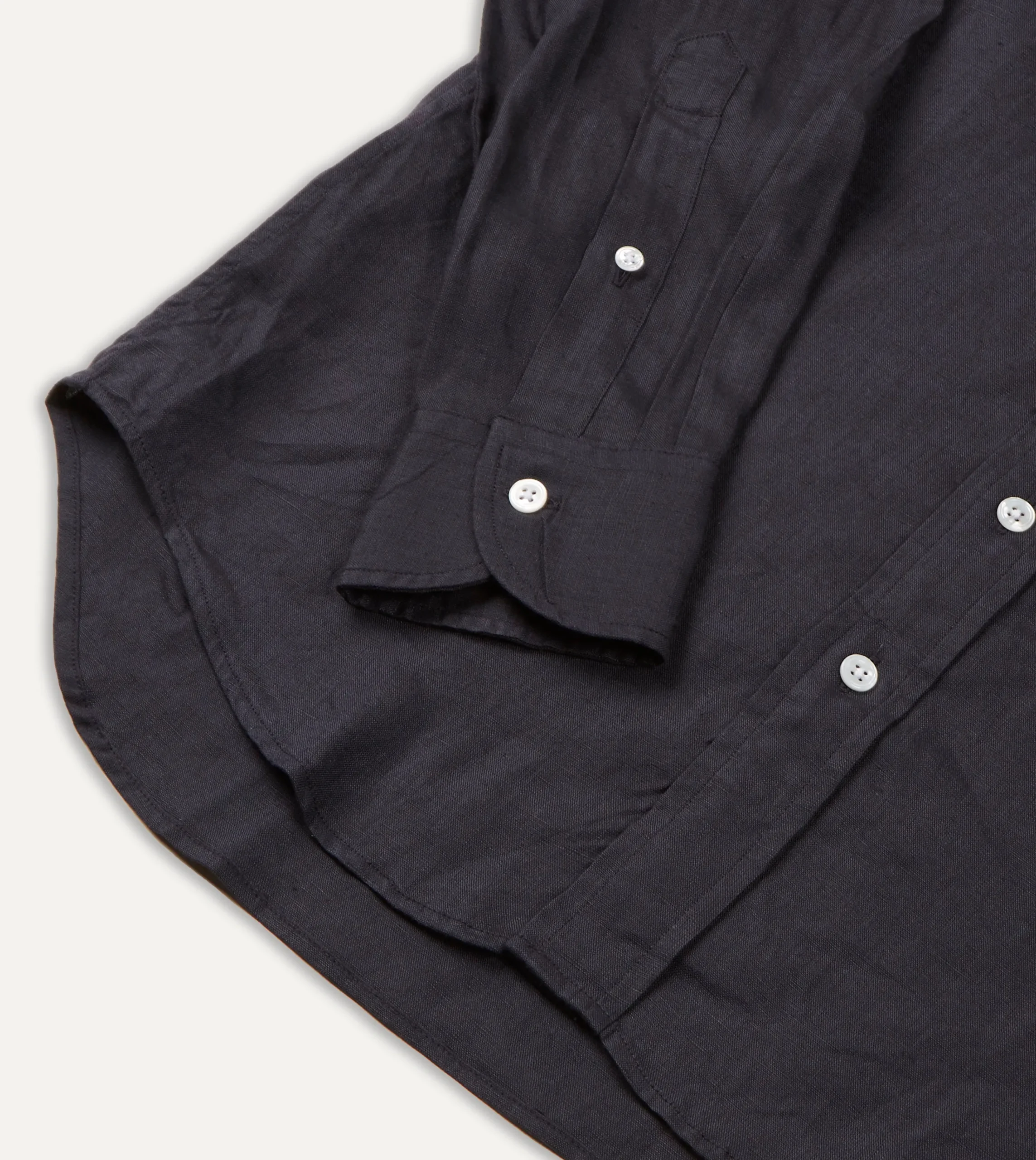Drake’s Linen Spread Collar Shirt