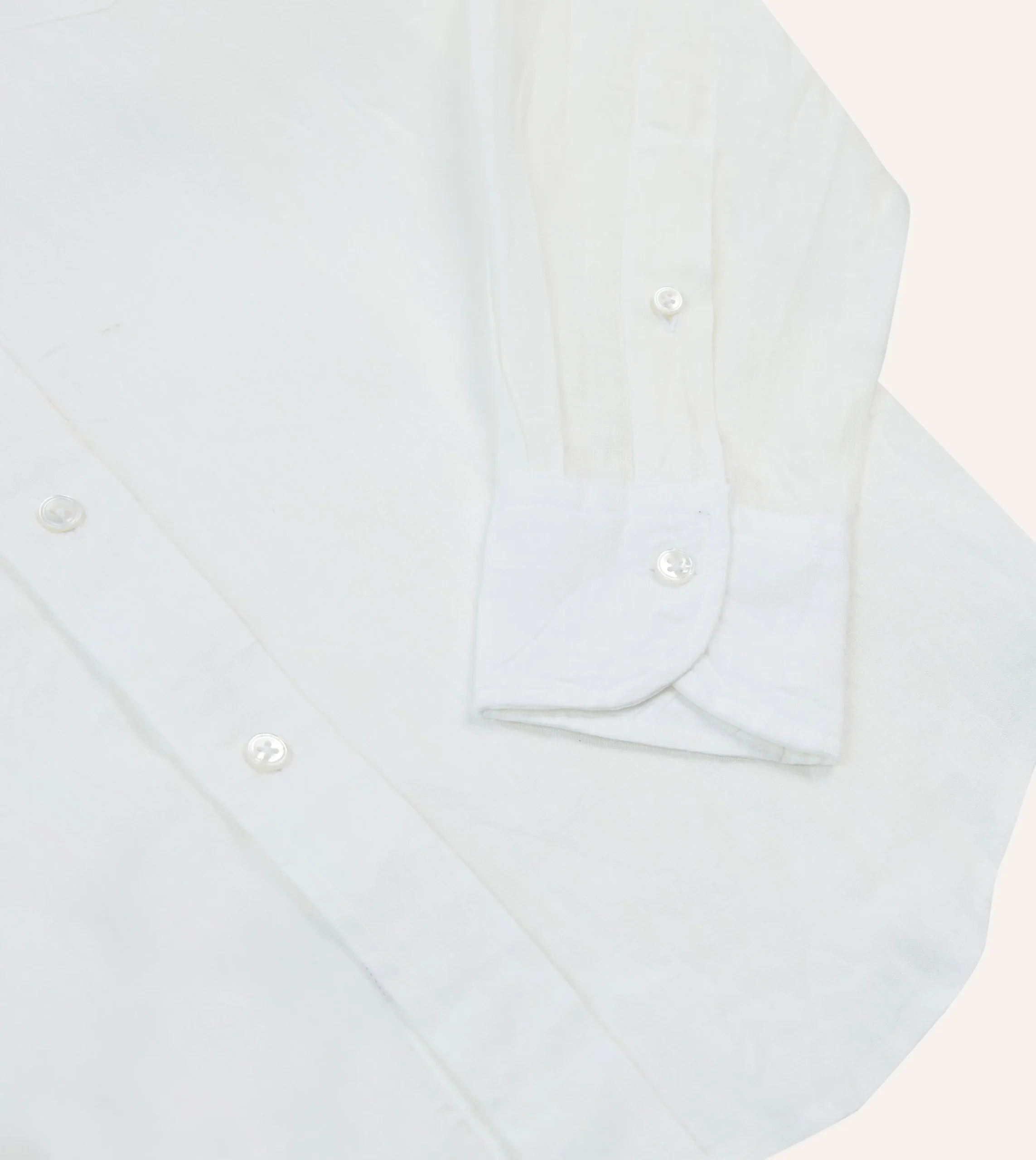 Drake’s Linen Spread Collar Shirt
