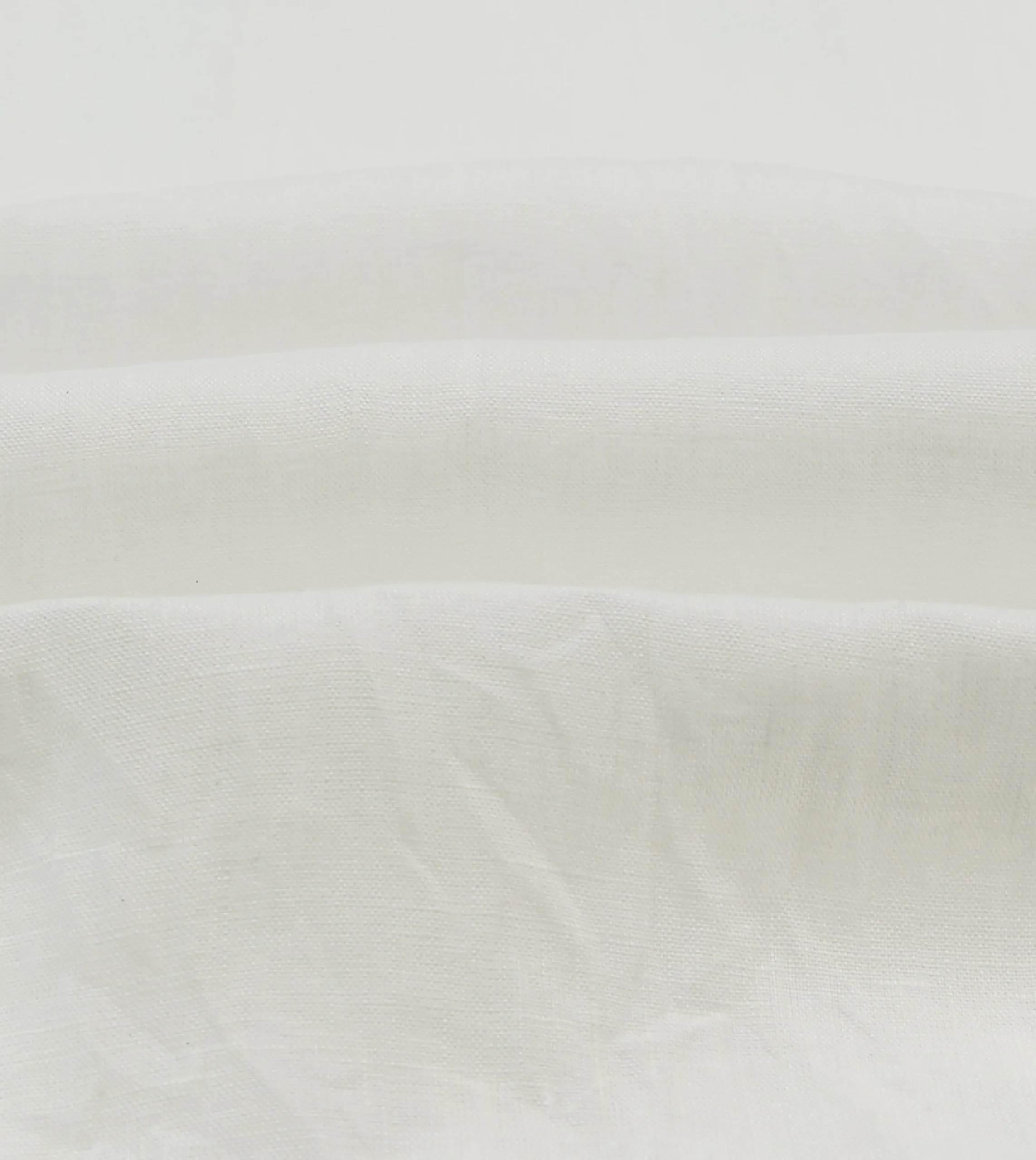 Drake’s Linen Spread Collar Shirt
