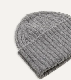 Drake’s Lambswool Ribbed Knit Cap