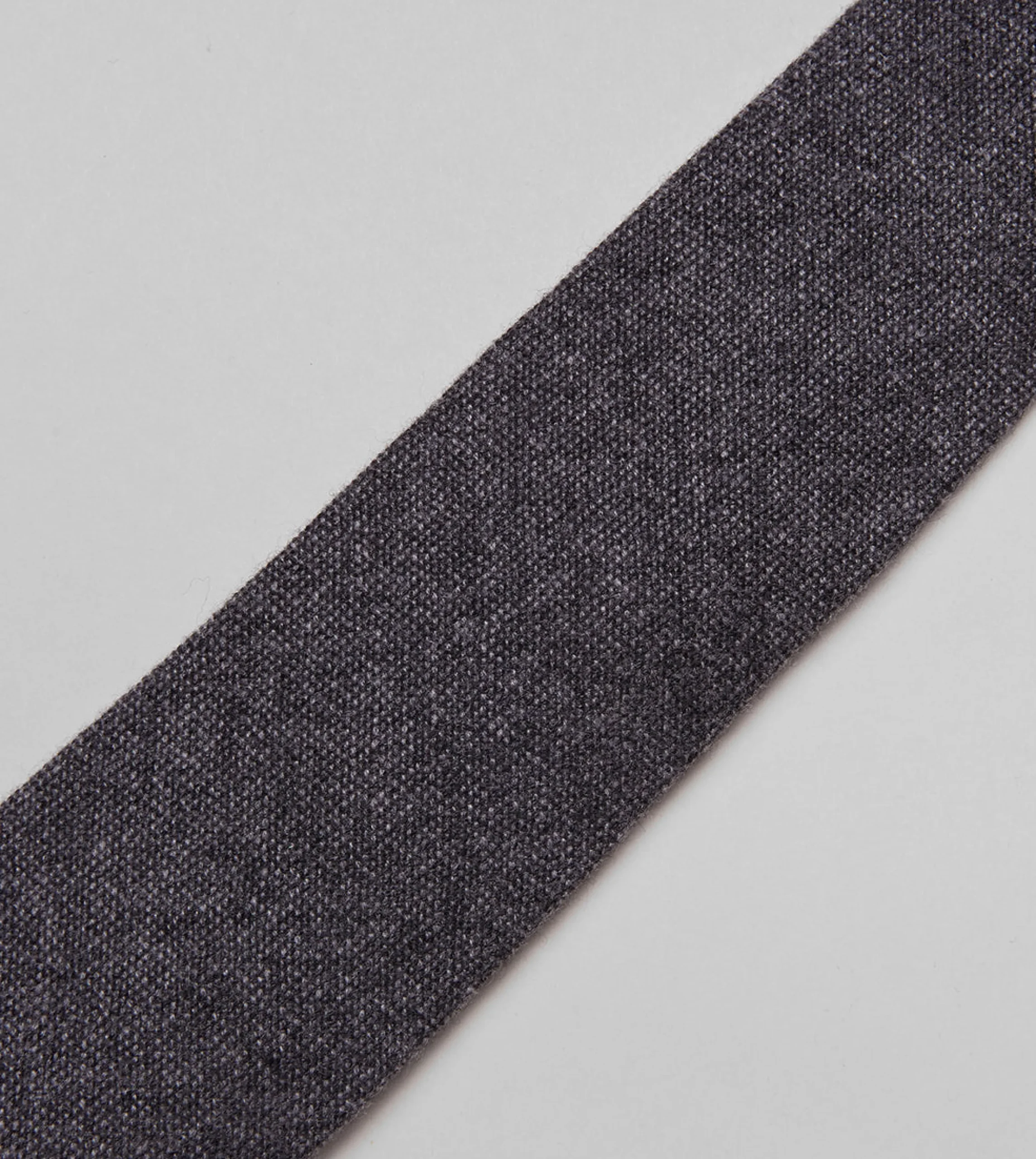 Drake’s Grey Pure Cashmere Solid Tipped Tie