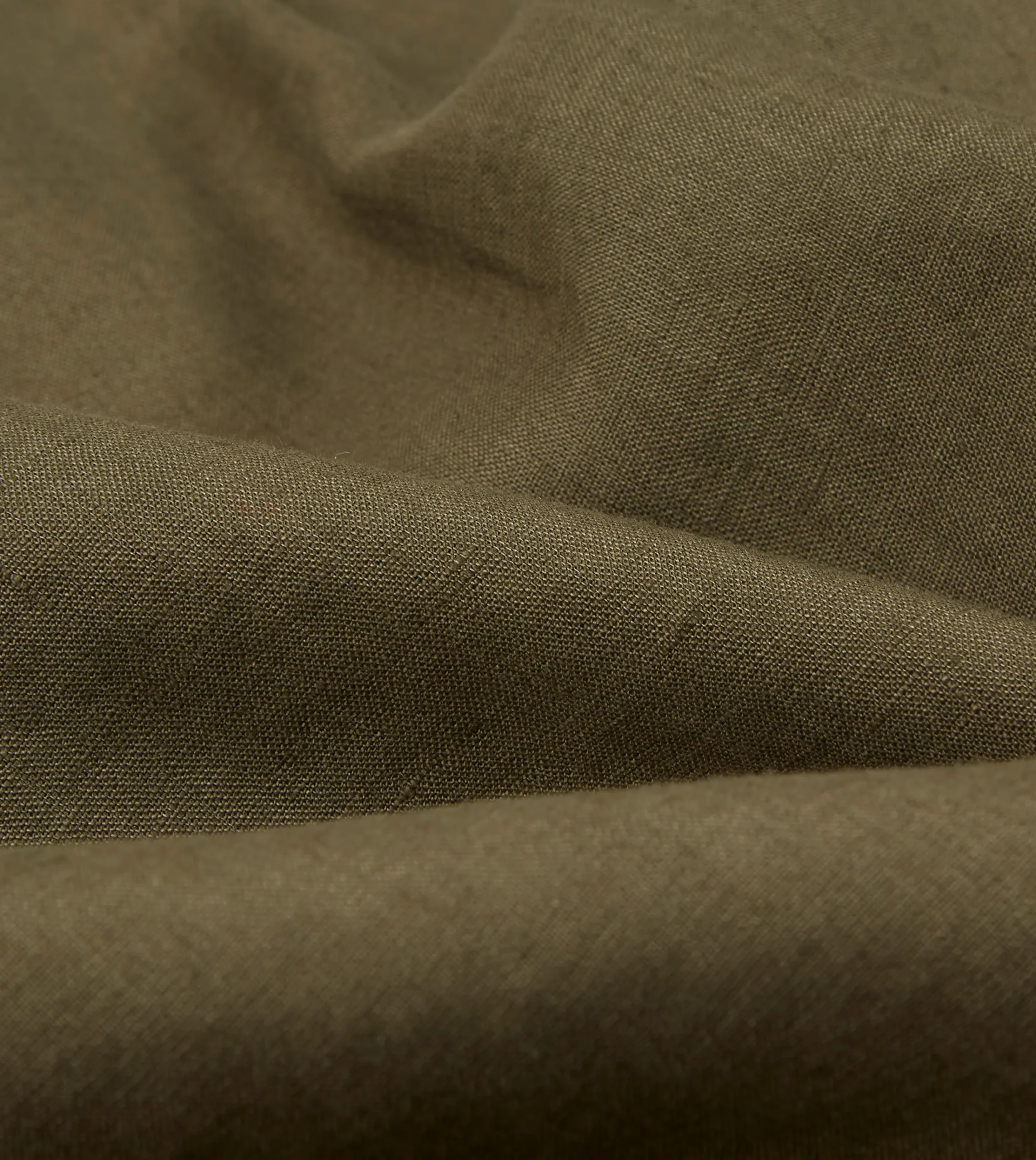 Drake’s Linen Spread Collar Shirt
