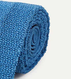 Drake’s Light Blue Knitted Silk Solid Colour Tie