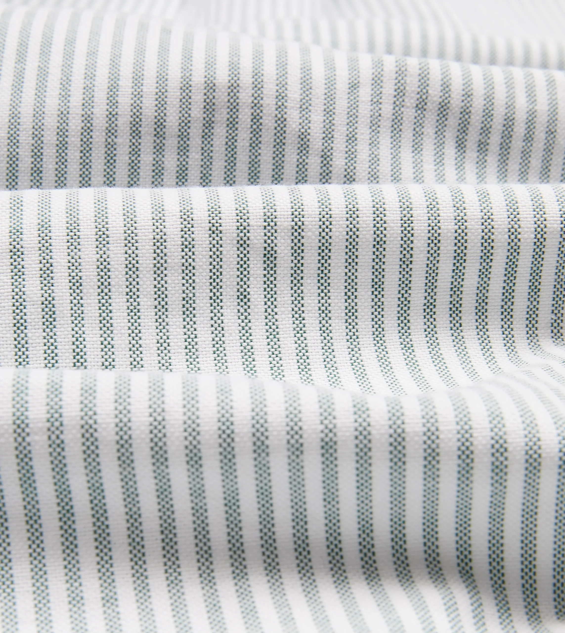 Drake’s Ticking Stripe Cotton Oxford Cloth Button-Down Shirt