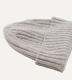 Drake’s Lambswool Ribbed Knit Cap
