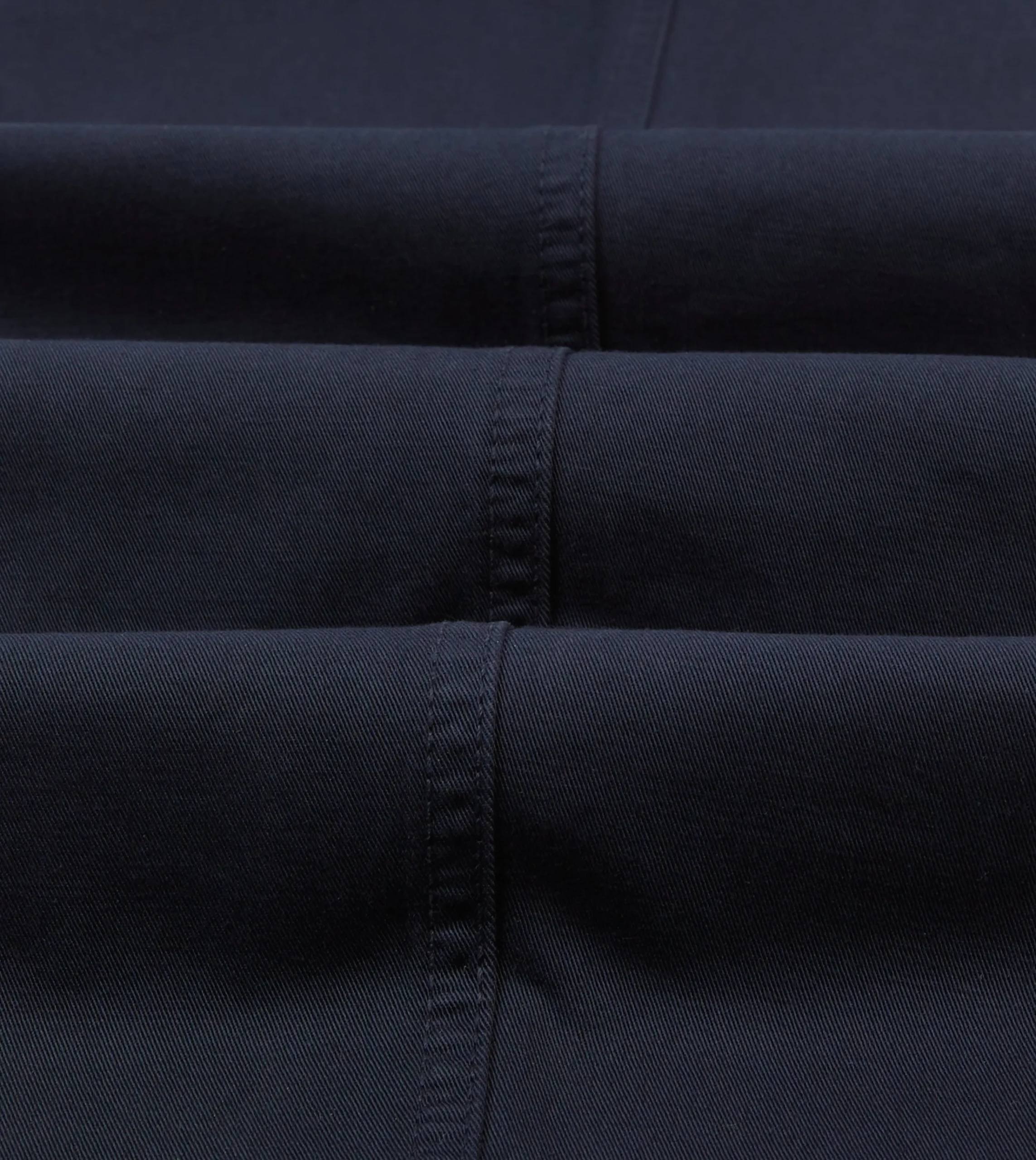 Drake’s Navy Cotton Flat Front Chino