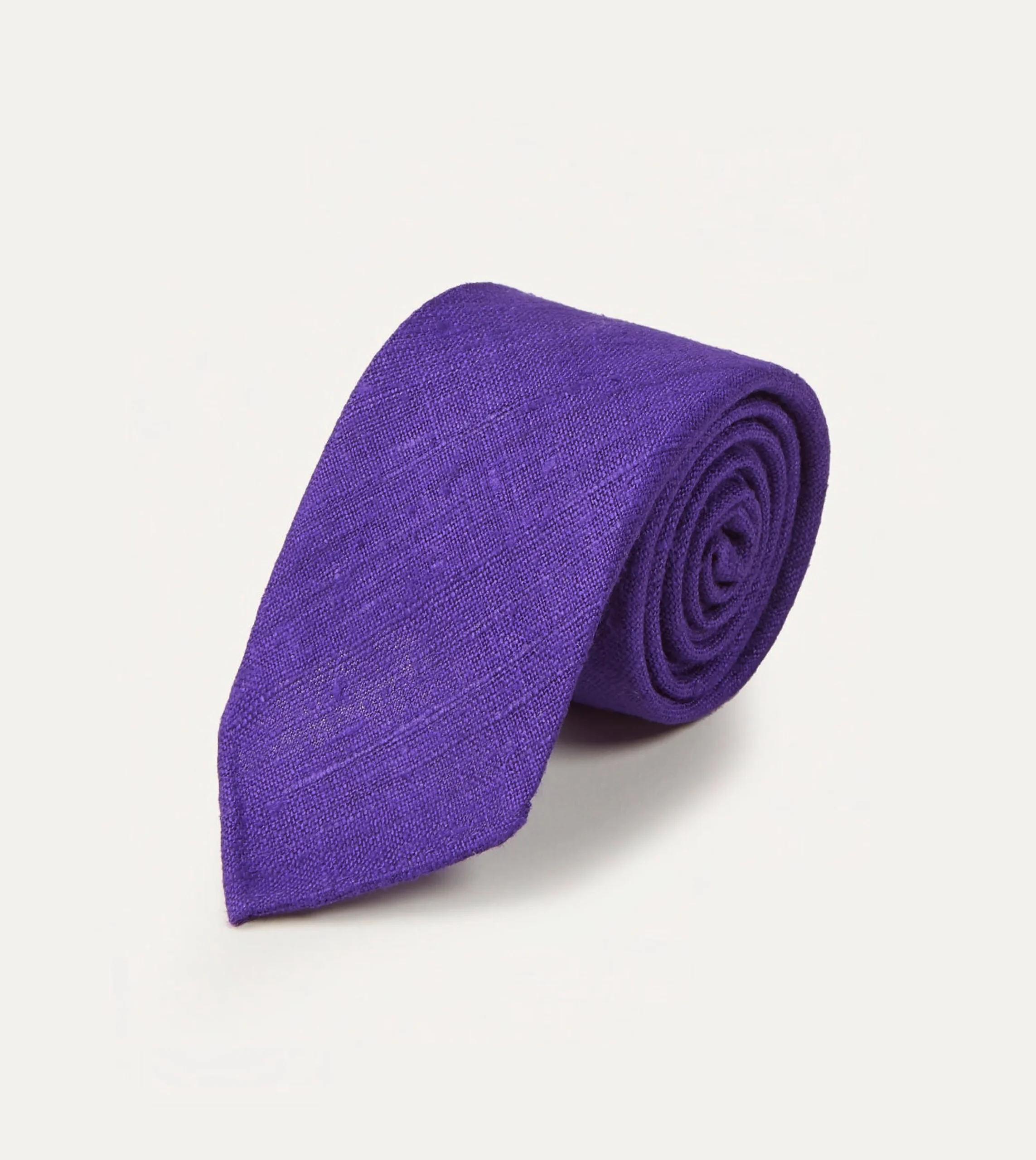 Drake’s Purple Tussah Hand Rolled Silk Tie