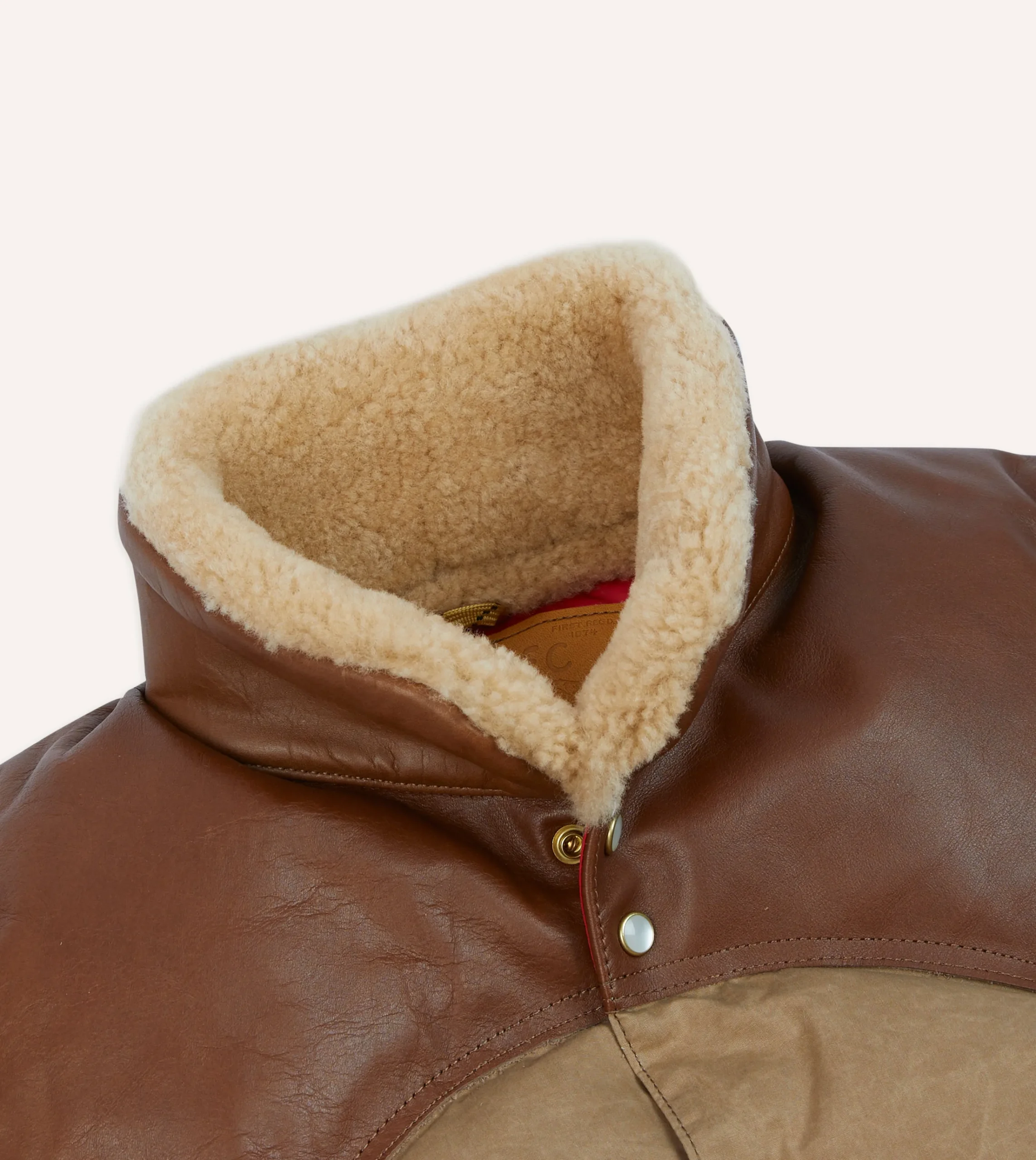 Drake’s Rocky Mountain Featherbed For Drake's Brown Waxed Cotton Christy Down Vest With Shearling Collar