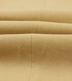 Drake’s Irish Linen Single Pleat Trouser