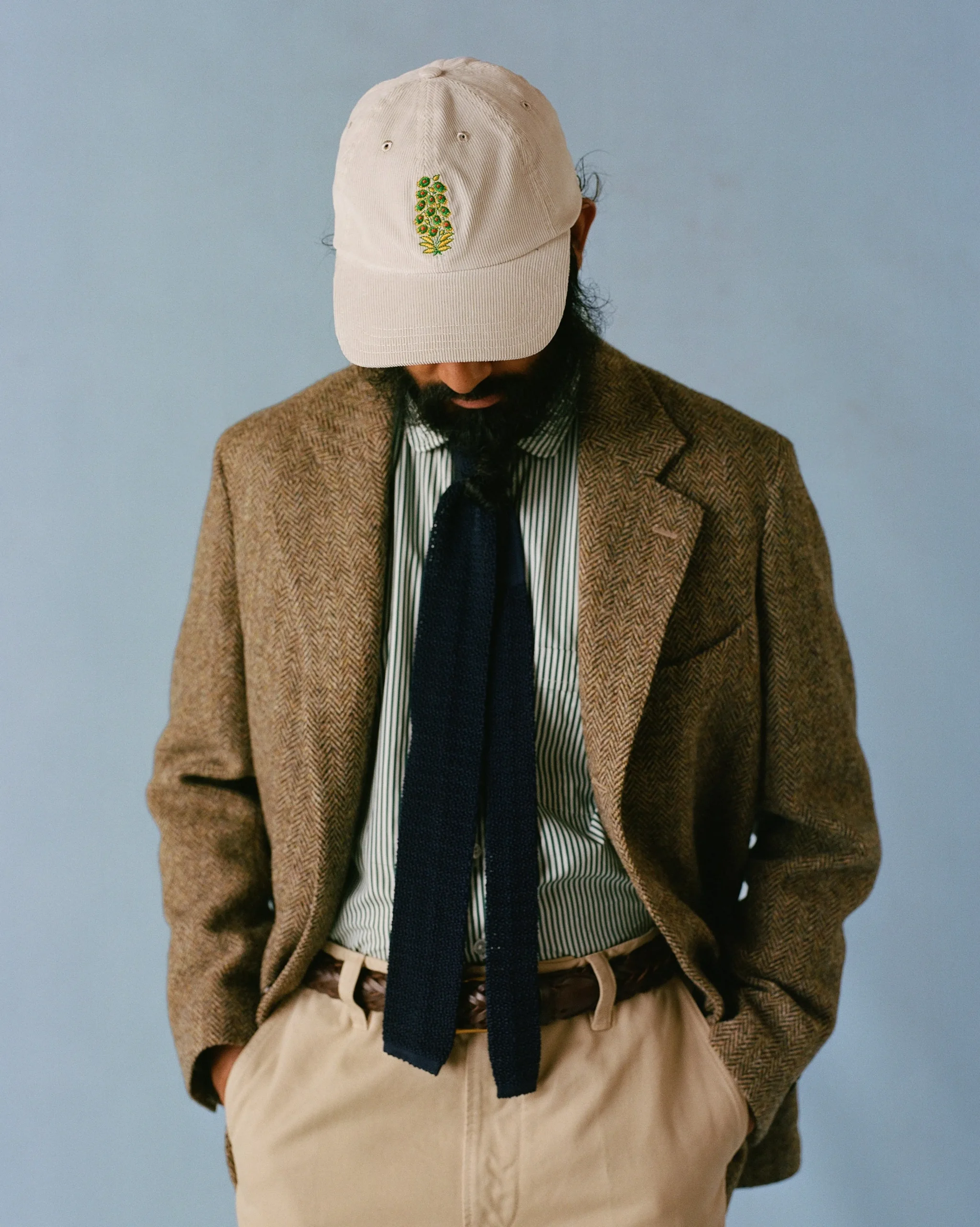 Drake’s Textured Cotton Flat Front Chino